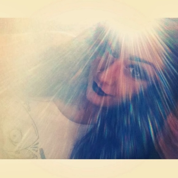 Meet your Posher, Megan - Picture 1 of 1